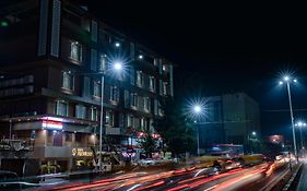 Hotel Pleasant Lake